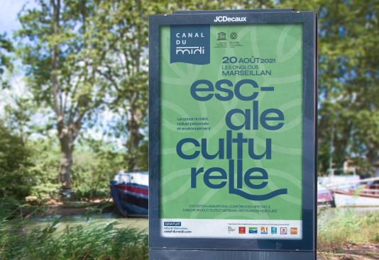 Panneau d'affichage